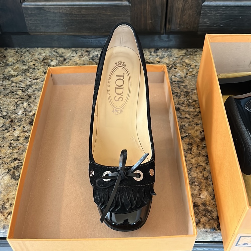 BNIB Tod’s Blk Patent Leather Chunky heels Sz 6.5 - Picture 3 of 7